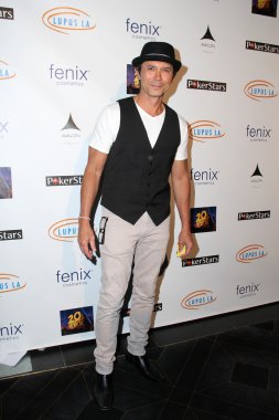 Lou Diamond Phillips