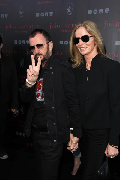 Ringo starr und barbara bach — Stockfoto