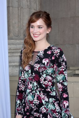 Elizabeth Lail