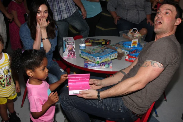 Megan Fox y Brian Austin Green — Foto de Stock