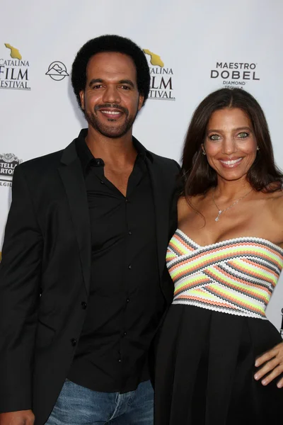 Kristoff st. john och dana derrick — Stockfoto