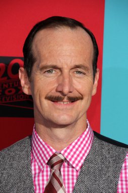 Denis o'hare