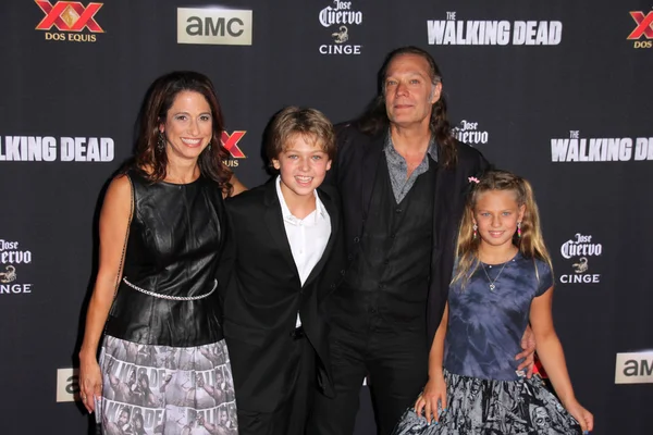 Gregory Nicotero e família — Fotografia de Stock