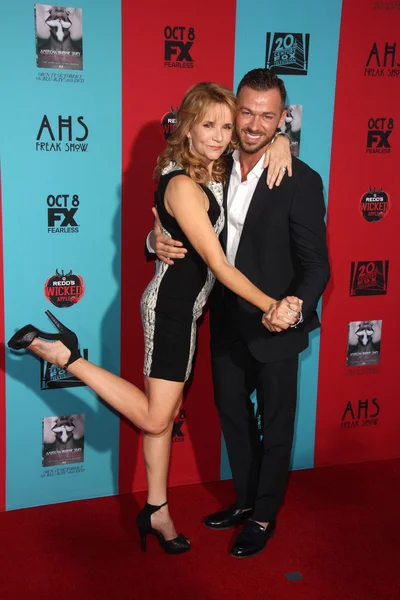 Lea thompson i artem chigvintsev — Zdjęcie stockowe