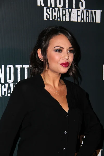 Janel Parrish — Foto de Stock