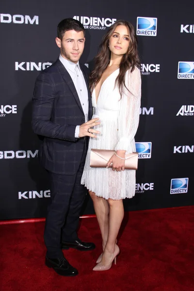 Olivia Culpo et Nick Jonas — Photo