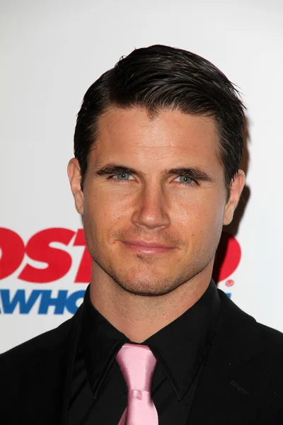 Robbie Amell — Foto Stock