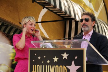 Kaley cuoco ve chuck lorre