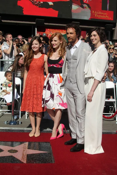 Mackenzie Foy, Jessica Chastain, Matthew McConaughey, Anne Hathaway — Stock Photo, Image