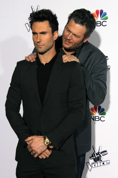 Adam Levine, Blake Shelton — Stock Photo, Image