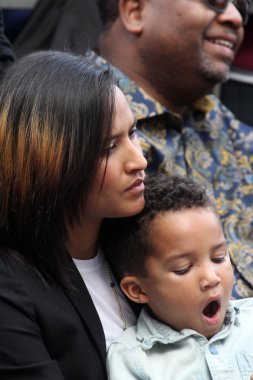 Helen Lasichanh, roket Ayer Williams