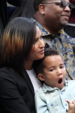 Helen Lasichanh, roket Ayer Williams