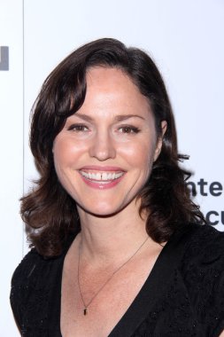 Jorja Fox