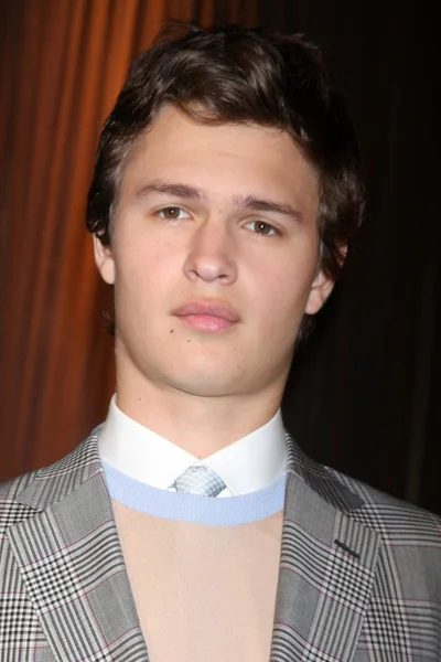 Ansel elgort — Fotografia de Stock