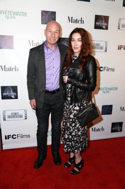 Patrick Stewart, güneşli Ozell