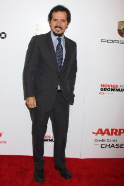 John Leguizamo