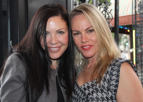 Christa Campbell, Christy Oldham