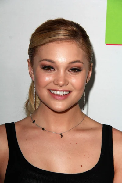 Olivia Holt — Foto Stock