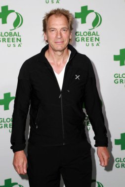Julian Sands