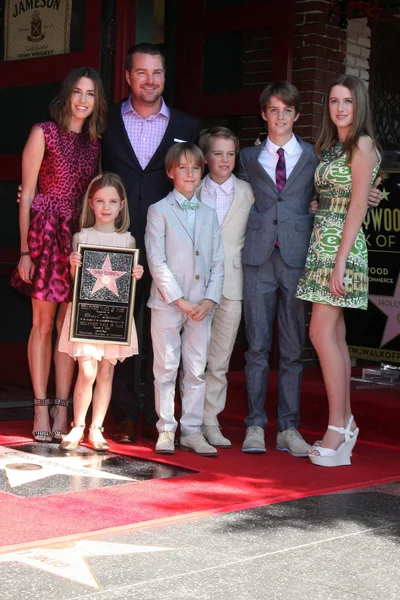 Chris O'Donnell con la famiglia — Foto Stock