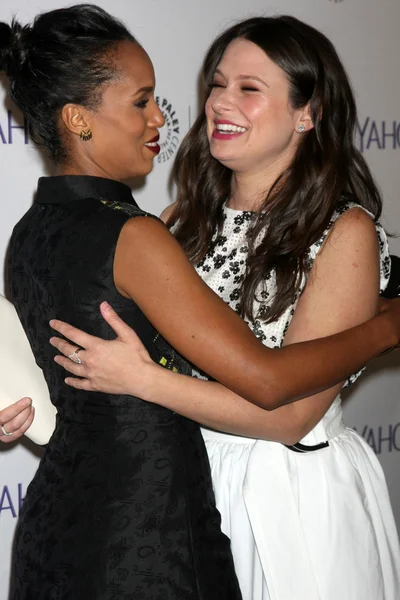 Kerry Washington, Katie Lowes — Stockfoto