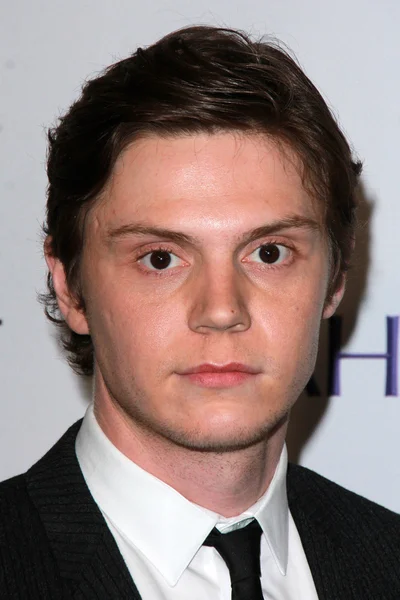 Evan Peters — Stockfoto