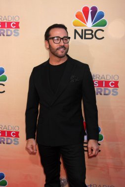 Jeremy Piven