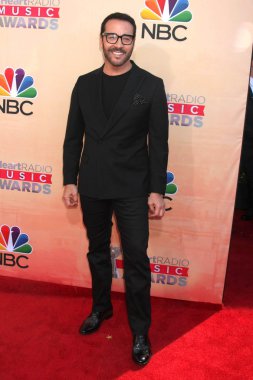 Jeremy Piven