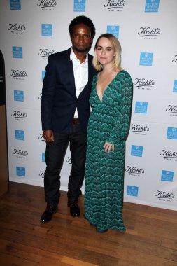 Elvis Nolasco, Taryn Manning