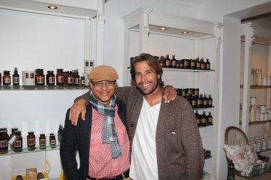 Clinton H Wallace, Frank Carrona