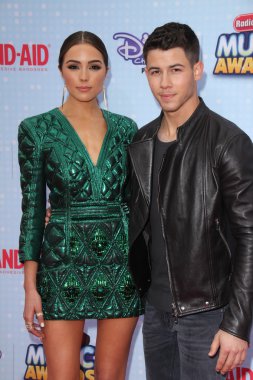 Olivia Culpo, Nick Jonas - oyuncu