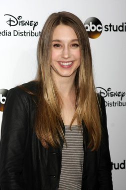 Tasissa Farmiga - oyuncu