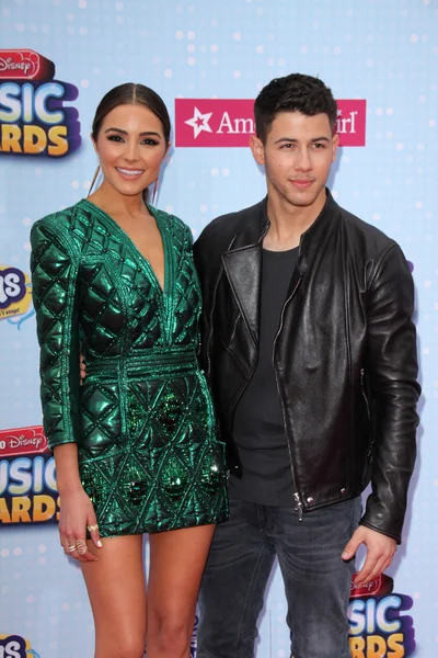 Olivia Culpo, Nick Jonas — Stock Photo, Image