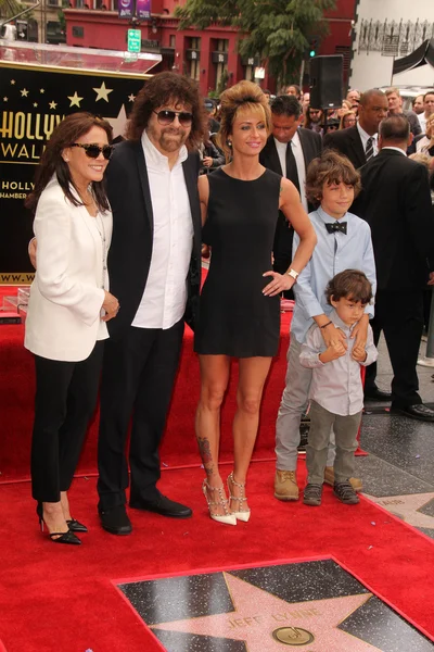 Jeff Lynne e a família — Fotografia de Stock