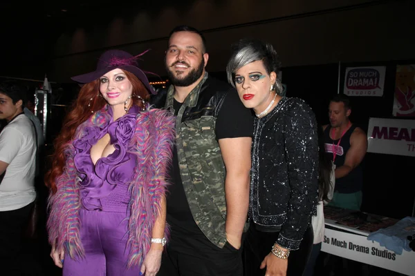 Lipny Ibrahim, Phoebe Price, Daniel Franzese — Zdjęcie stockowe