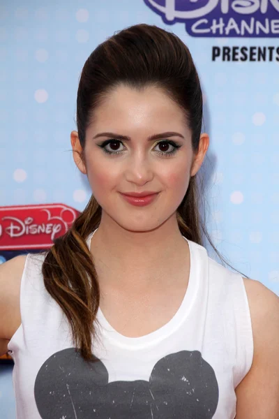 Laura Marano - skådespelerska — Stockfoto