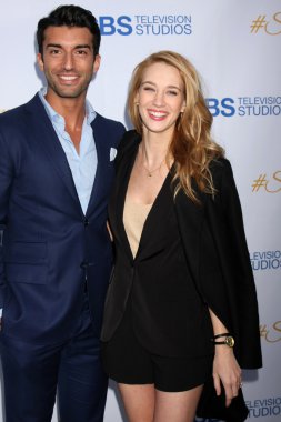 Justin Baldoni, Yael Grobglas