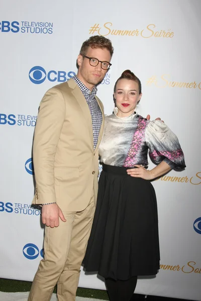 Barrett Foa, Renee Felice Smith — Stok fotoğraf