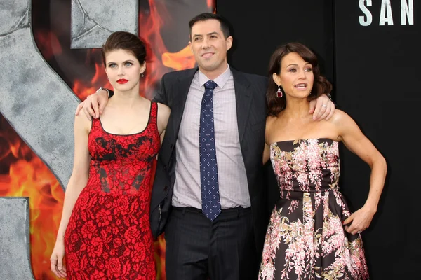 Alexandra Daddario, Brad Peyton, Carla Gugine — Stockfoto