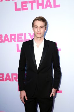 Cameron Fuller - aktör