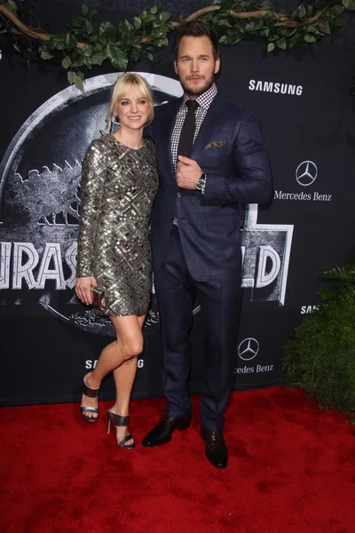 Anna faris, chris pratt — Foto de Stock