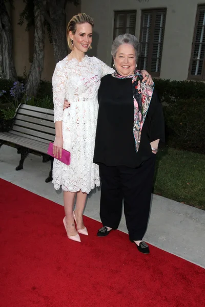 Sarah paulson, kathy bates — Stockfoto