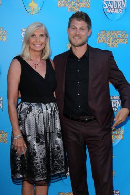 Travis Van Winkle ve anne