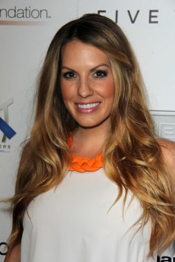 Tenille Houston - oyuncu