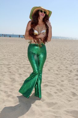 Phoebe fiyat - oyuncu