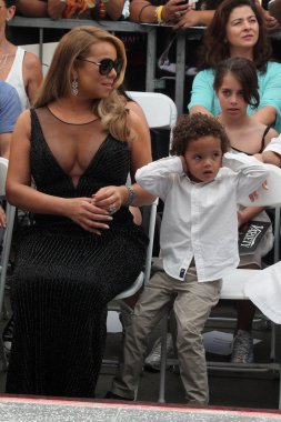 Mariah Carey, Fas Scott Cannon