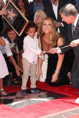 Mariah Carey, Fas Scott Cannon