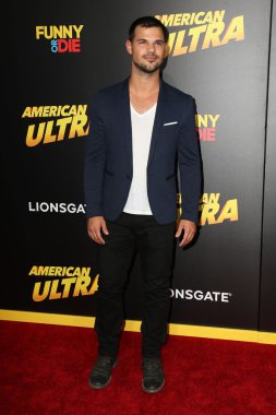 Aktör Taylor Lautner