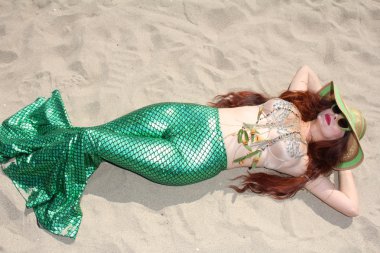 Phoebe fiyat - oyuncu