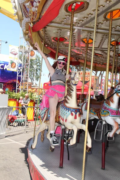 Phoebe Price at the Orange County Fair — Stock Photo, Image